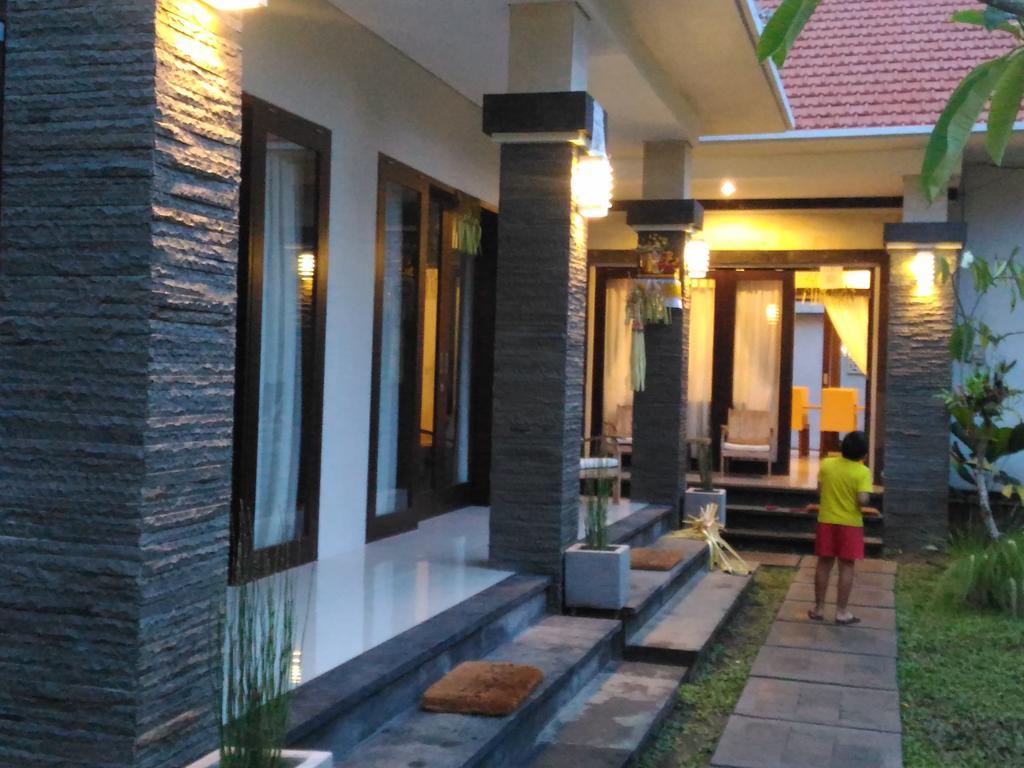 Guest House Reisya Нуса-Дуа Екстер'єр фото